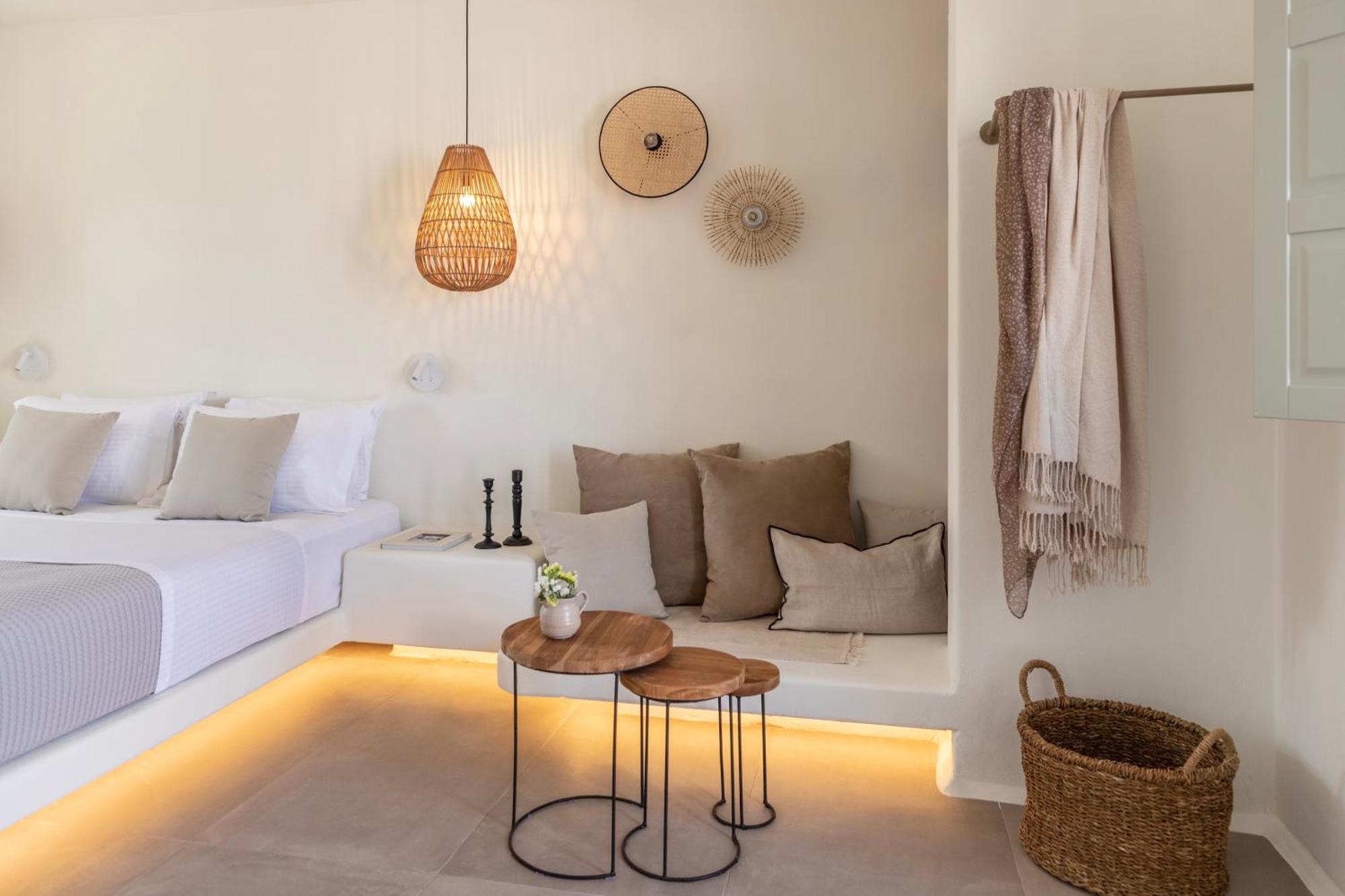 Frescoes Luxury Suites By Kb Hospitality 梅萨雷亚 外观 照片