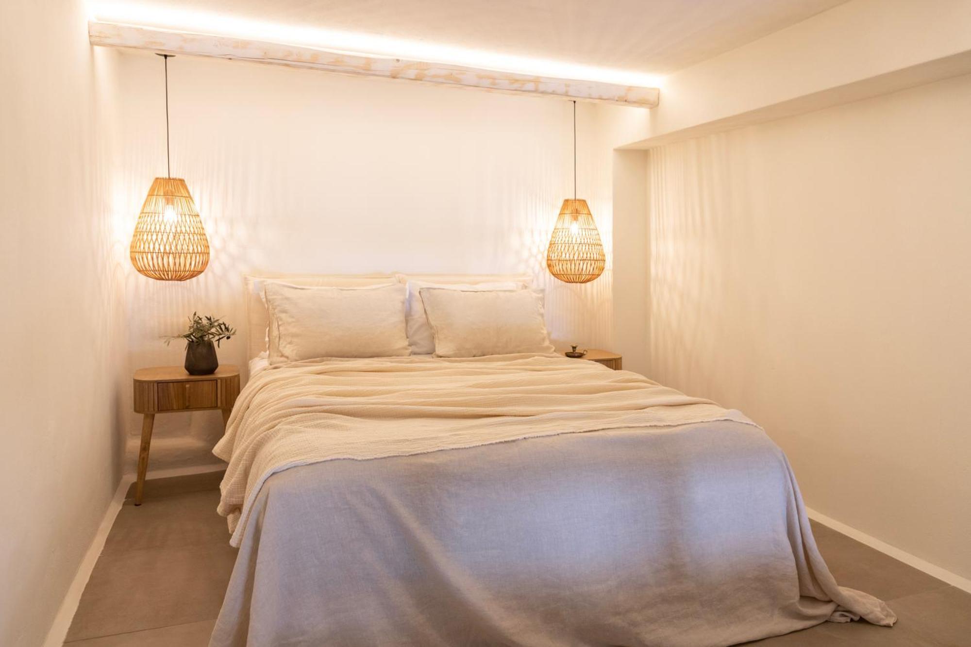Frescoes Luxury Suites By Kb Hospitality 梅萨雷亚 外观 照片