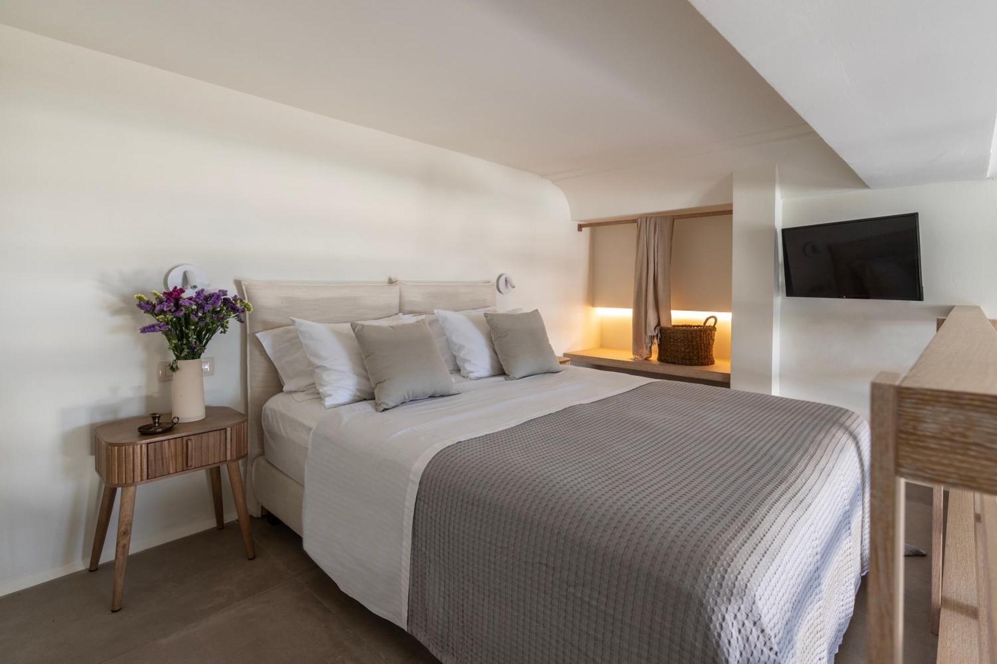 Frescoes Luxury Suites By Kb Hospitality 梅萨雷亚 外观 照片